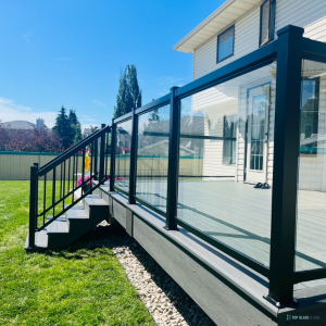 Glass Railing CAD 38/Per Linear Feet